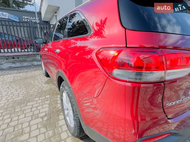 Внедорожник / Кроссовер Kia Sorento 2015 в Чорткове