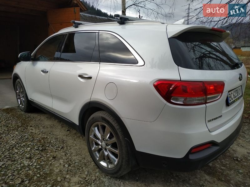 Позашляховик / Кросовер Kia Sorento 2016 в Сколе