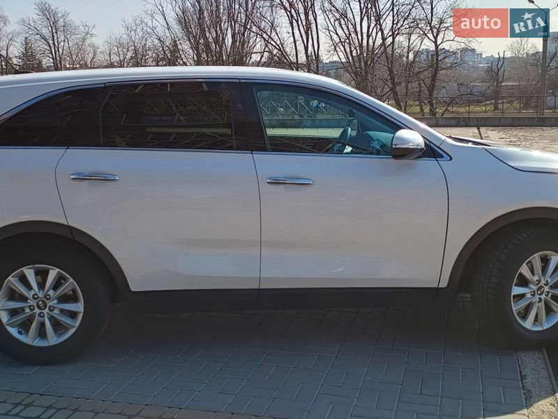 Внедорожник / Кроссовер Kia Sorento 2019 в Харькове