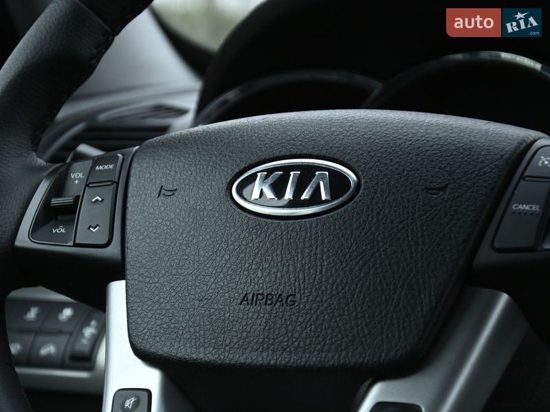 Позашляховик / Кросовер Kia Sorento 2011 в Бердичеві