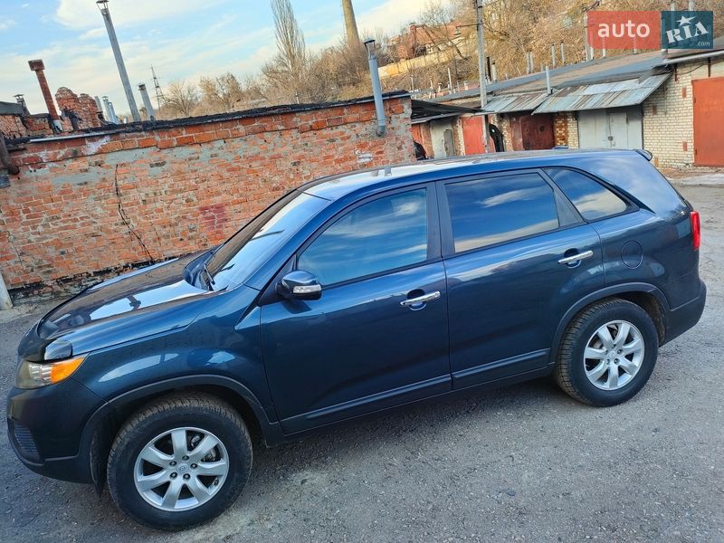 Позашляховик / Кросовер Kia Sorento 2010 в Сумах
