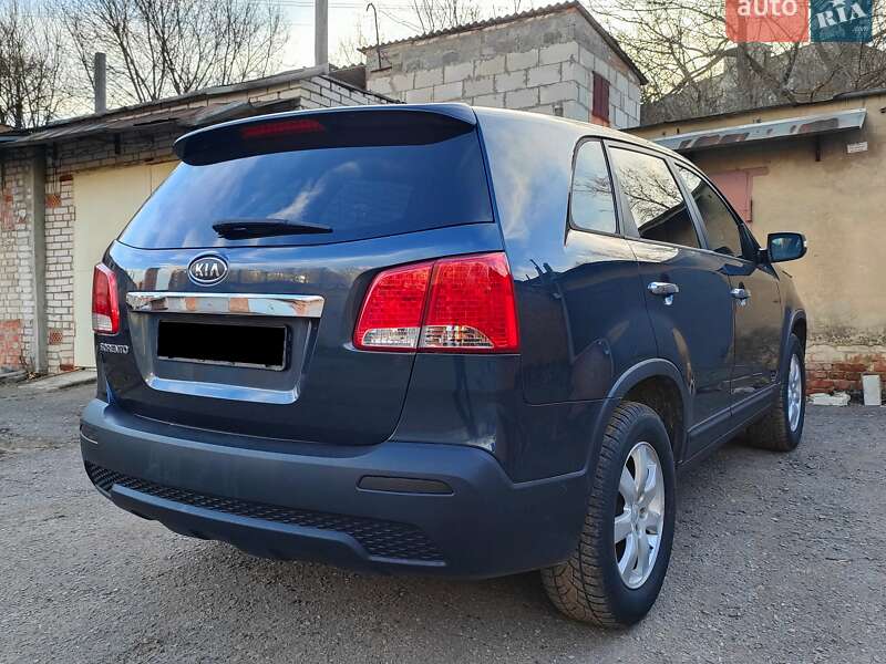 Позашляховик / Кросовер Kia Sorento 2010 в Сумах