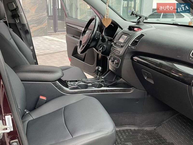 Позашляховик / Кросовер Kia Sorento 2013 в Калуші