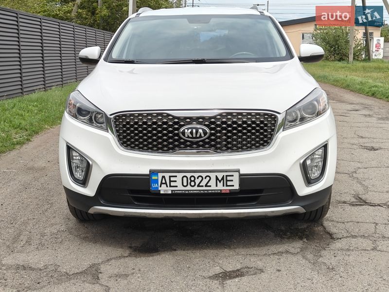 Внедорожник / Кроссовер Kia Sorento 2016 в Пятихатках фото 2 Внедорожник / Кроссовер Kia Sorento 2016 в Пятихатках