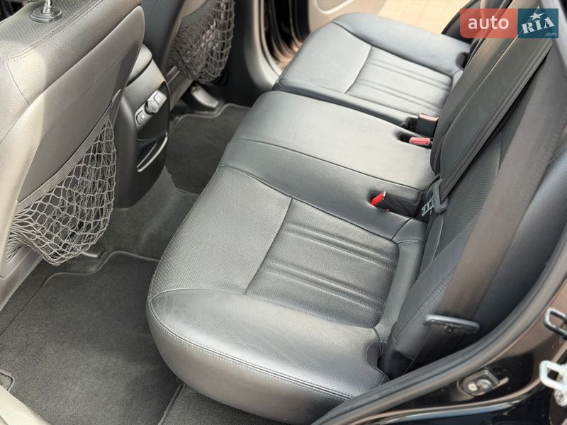 Внедорожник / Кроссовер Kia Sorento 2013 в Ровно фото 36 Внедорожник / Кроссовер Kia Sorento 2013 в Ровно