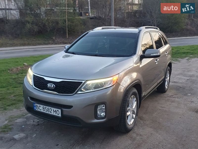 Позашляховик / Кросовер Kia Sorento 2014 в Львові фото Позашляховик / Кросовер Kia Sorento 2014 в Львові