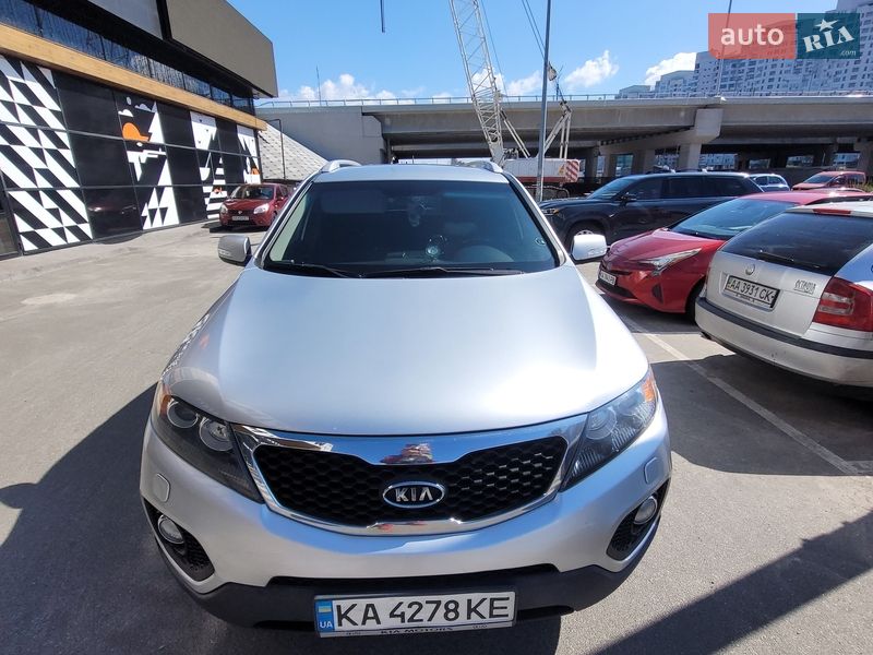 Внедорожник / Кроссовер Kia Sorento 2012 в Киеве