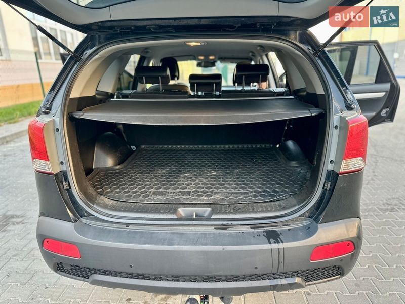Позашляховик / Кросовер Kia Sorento 2011 в Львові