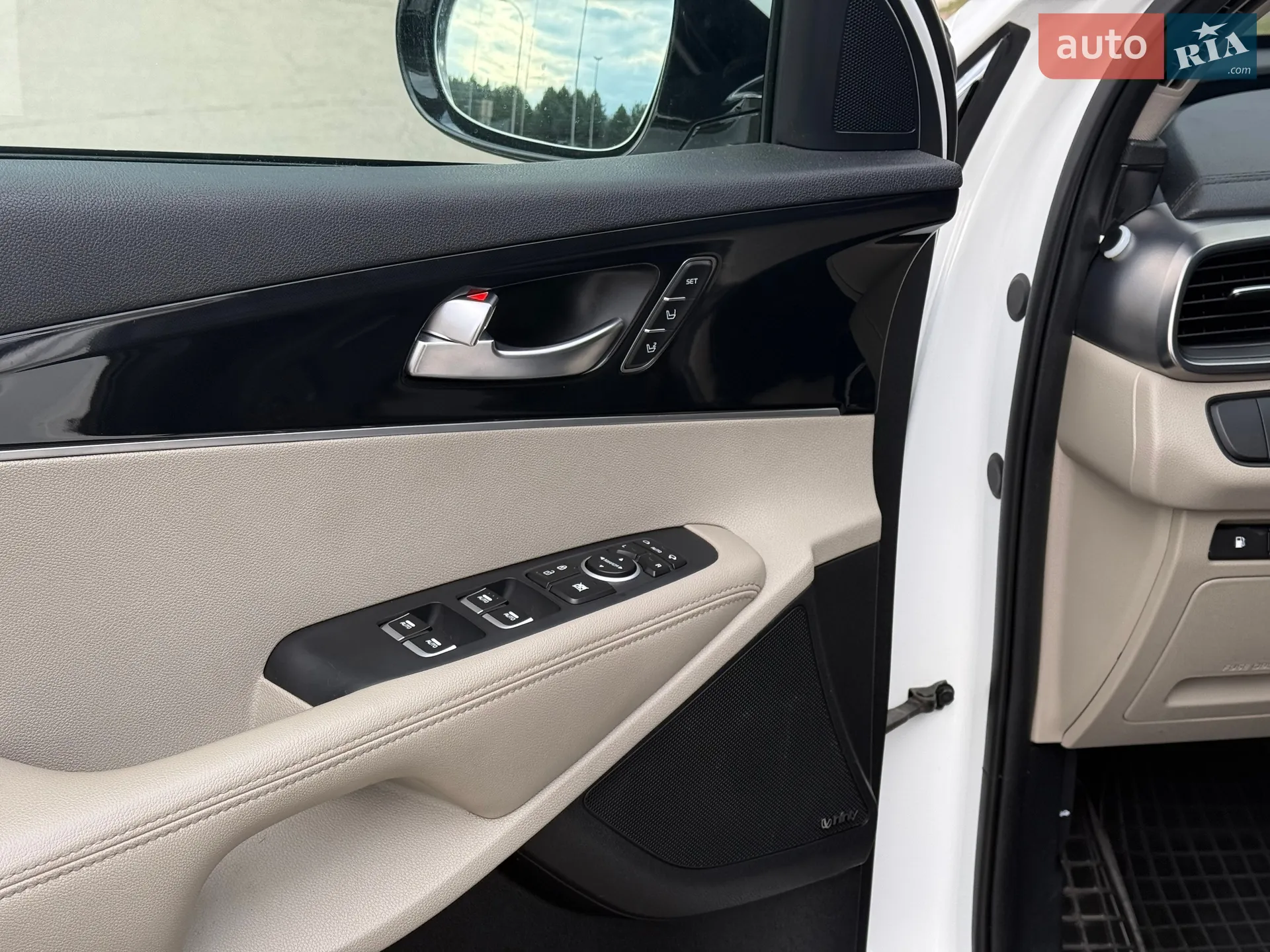 2017 Kia Sorento - мініатюра 18