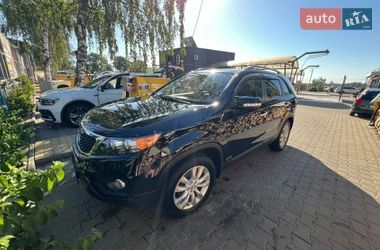 Позашляховик / Кросовер Kia Sorento 2010 в Чернівцях