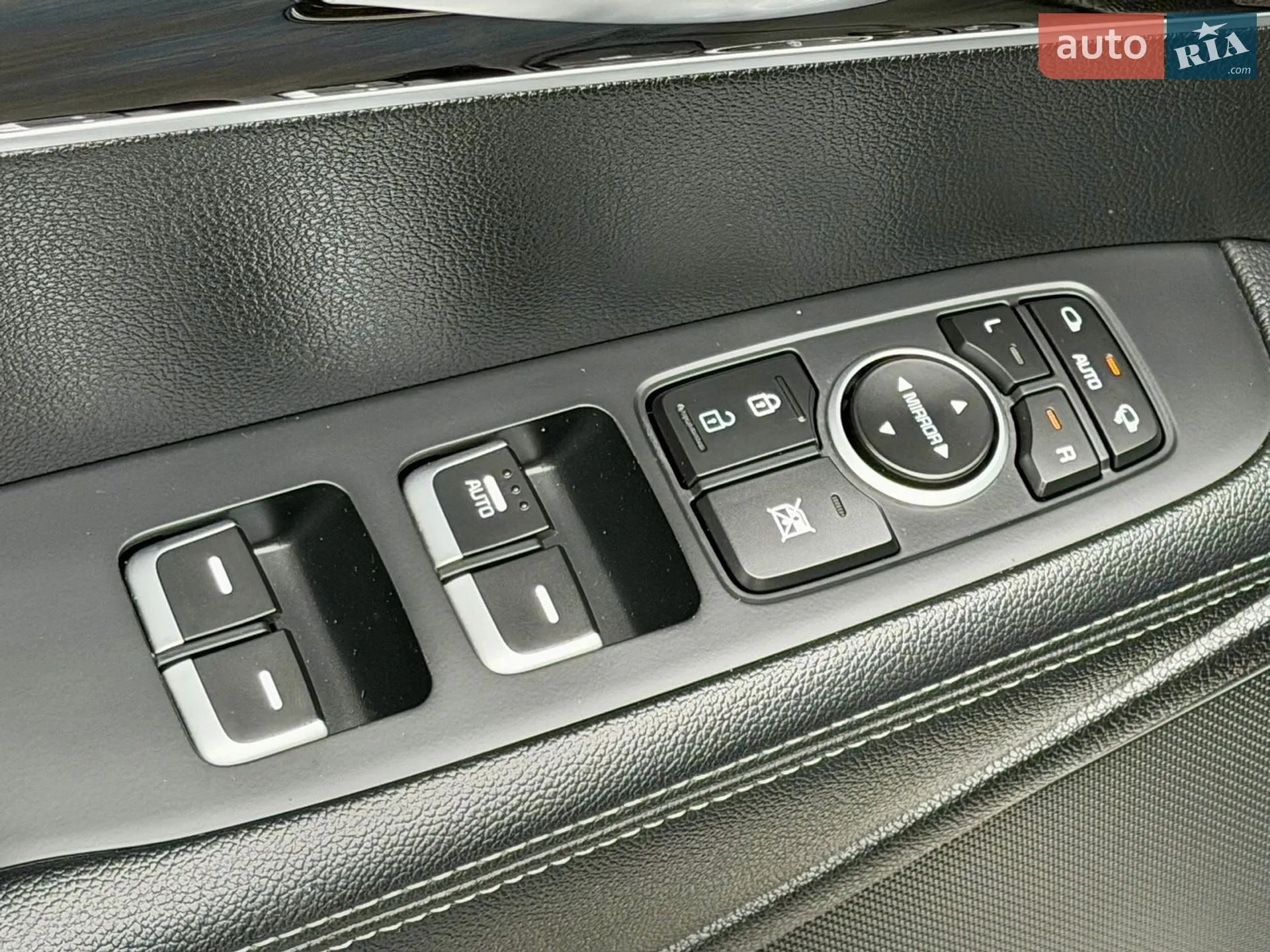 2019 Kia Sorento - мініатюра 14