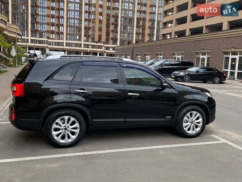 Внедорожник / Кроссовер Kia Sorento 2012 в Киеве