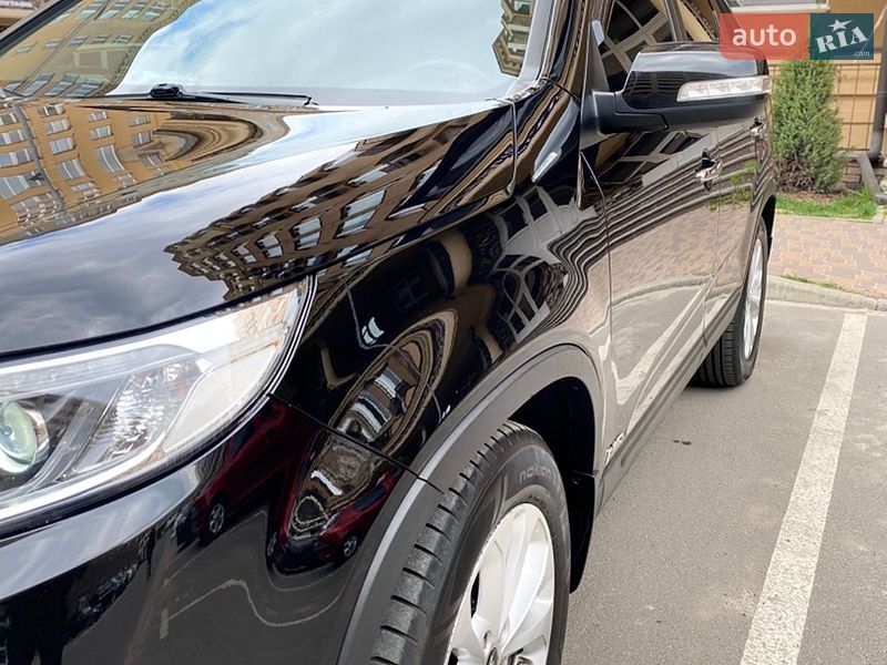 Внедорожник / Кроссовер Kia Sorento 2012 в Киеве