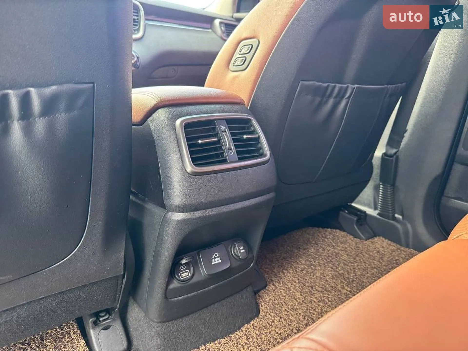 2018 Kia Sorento - мініатюра 31