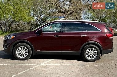 Позашляховик / Кросовер Kia Sorento 2017 в Одесі