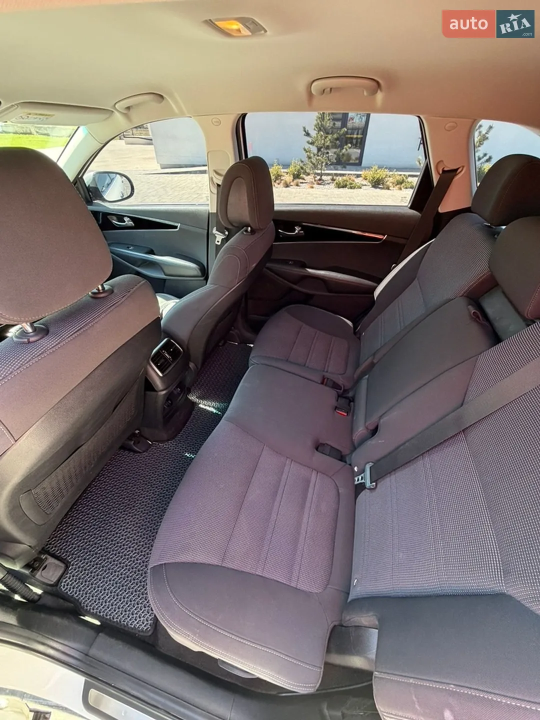2015 Kia Sorento - мініатюра 16