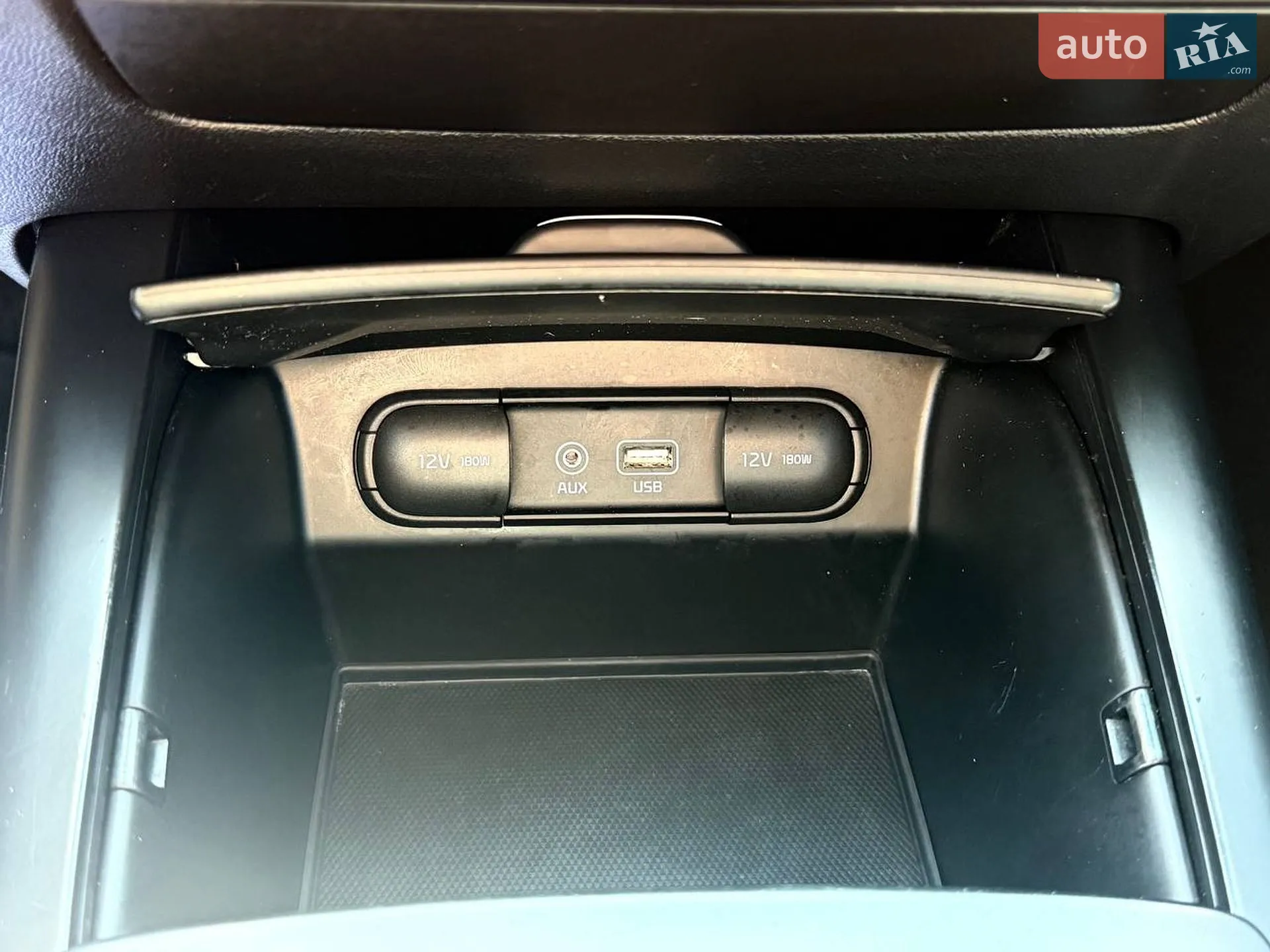 2019 Kia Sorento - мініатюра 26