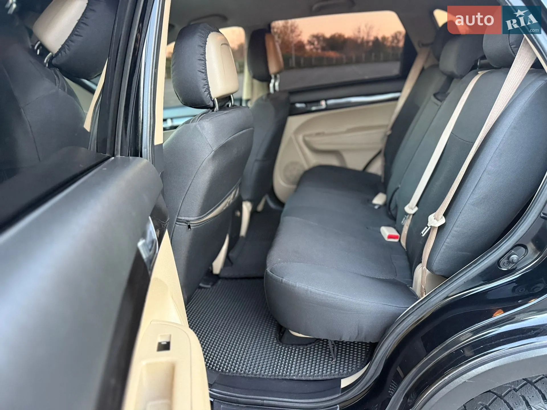 2010 Kia Sorento - мініатюра 28