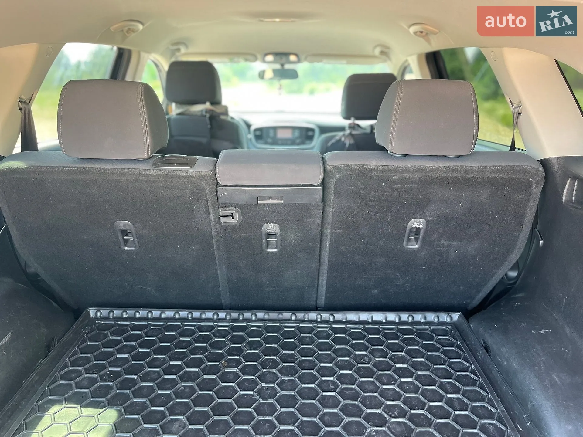 2016 Kia Sorento - мініатюра 9