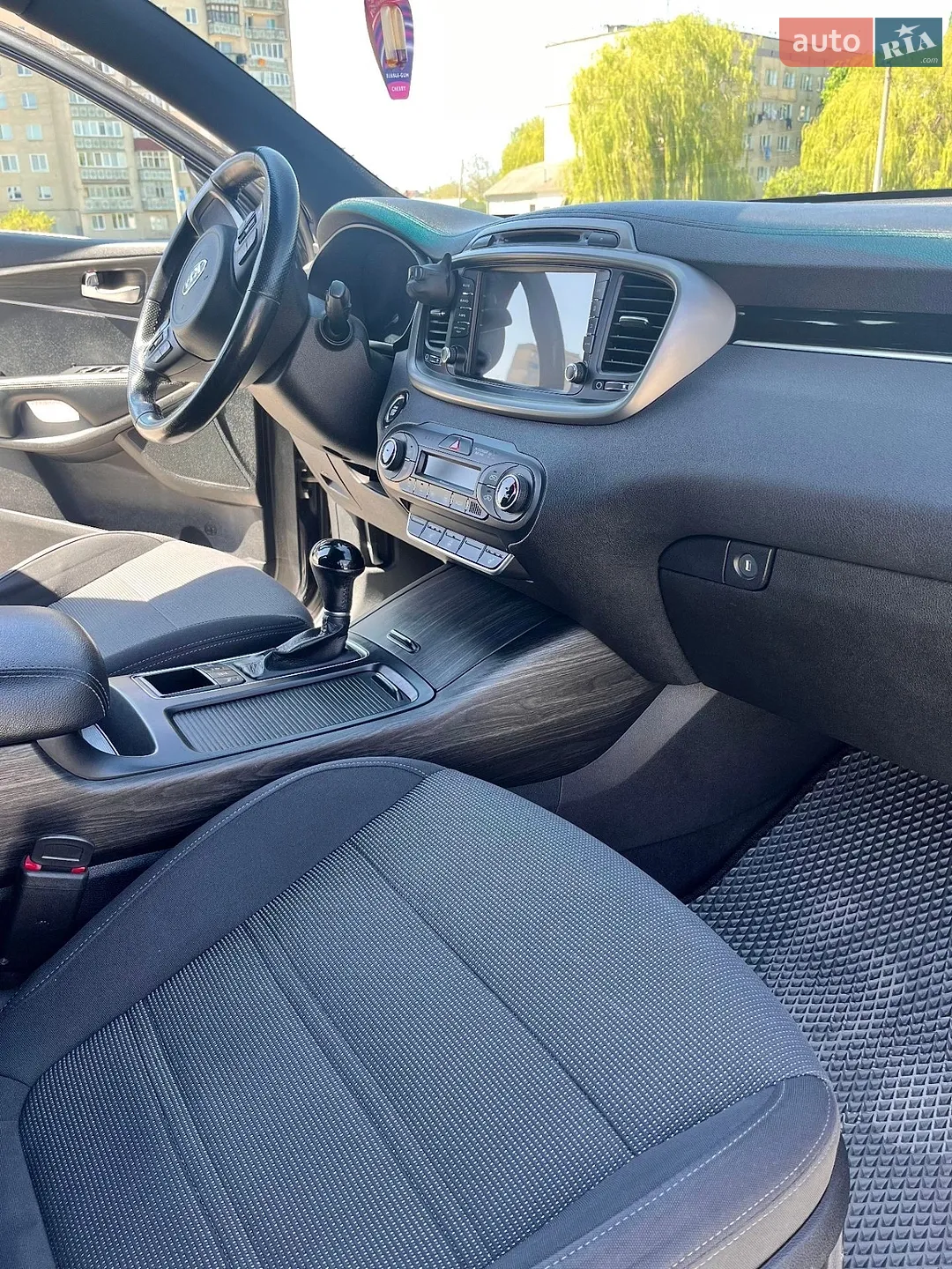 2015 Kia Sorento - мініатюра 14