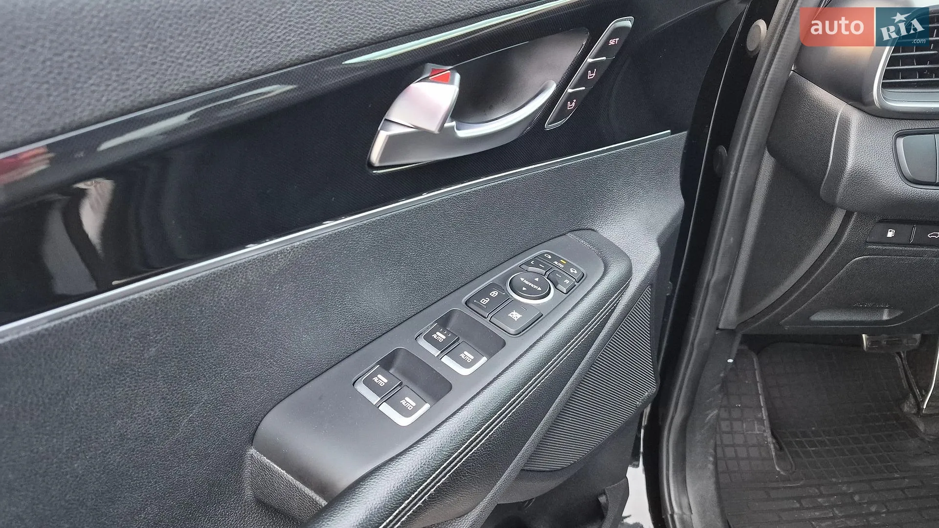 2015 Kia Sorento - мініатюра 3