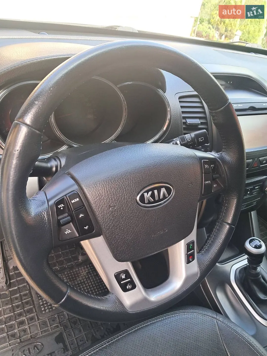 2011 Kia Sorento - мініатюра 28