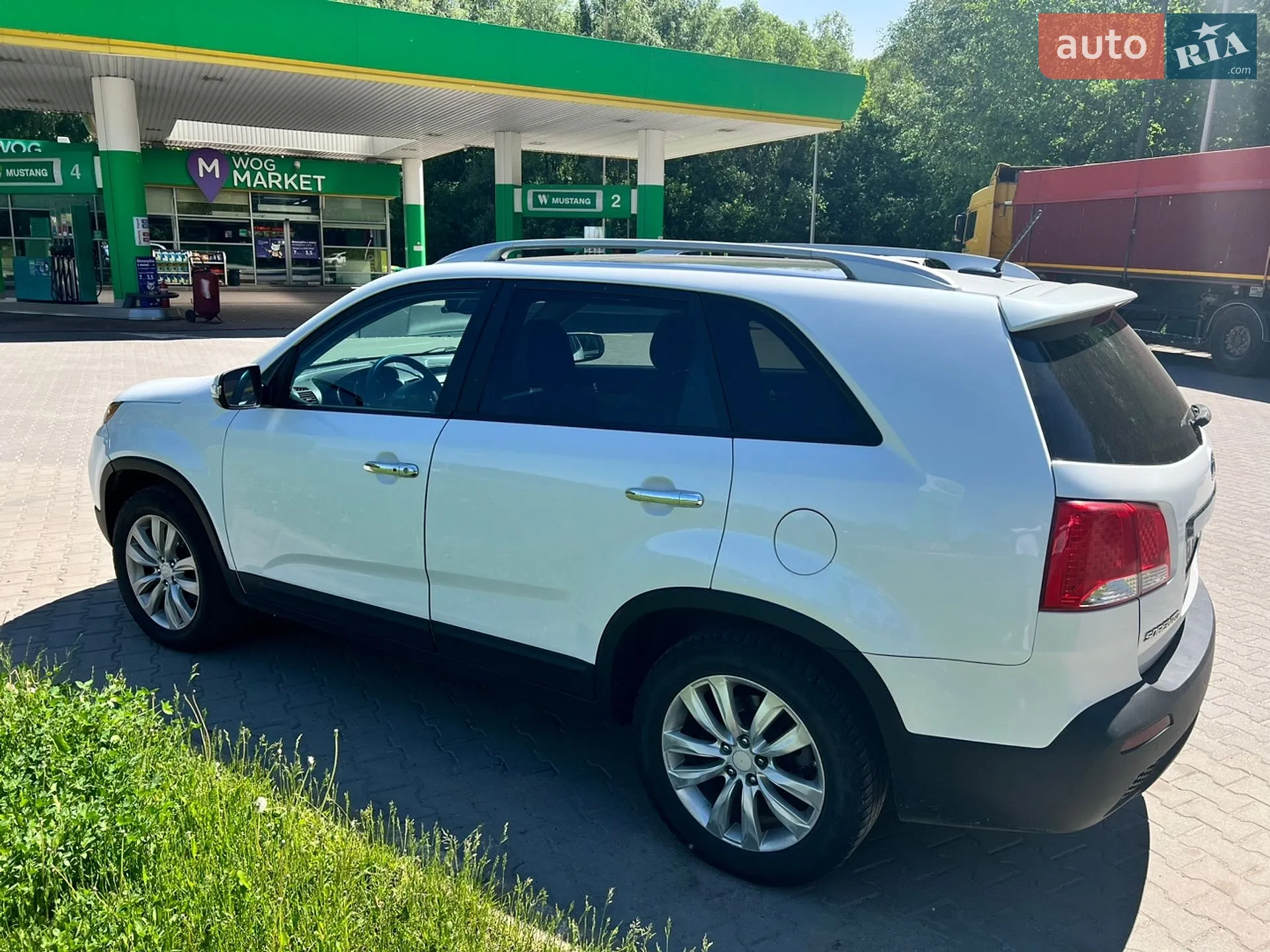 2010 Kia Sorento - мініатюра 4