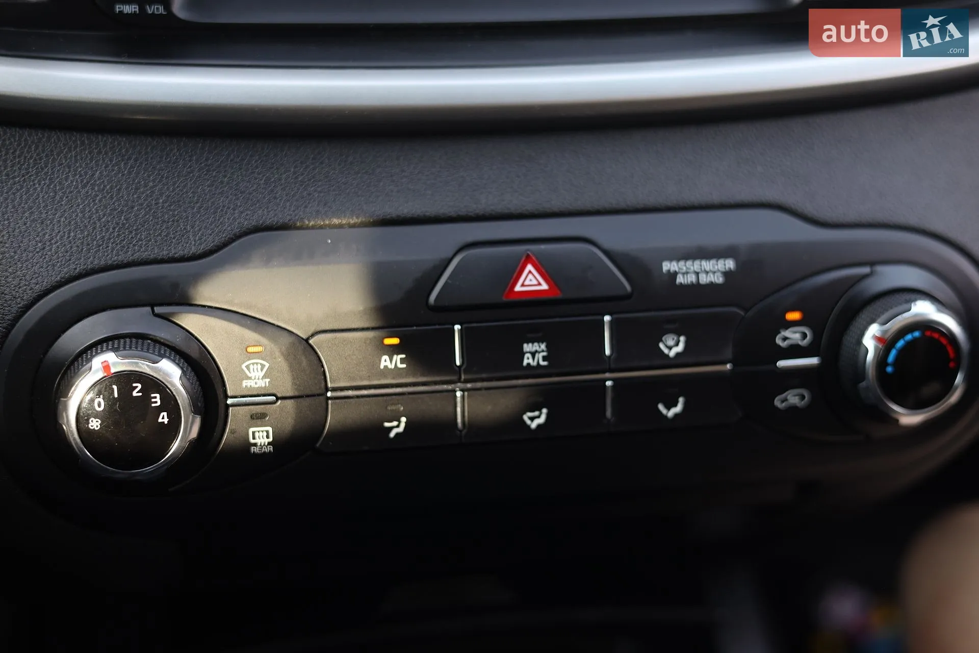 2016 Kia Sorento - мініатюра 40