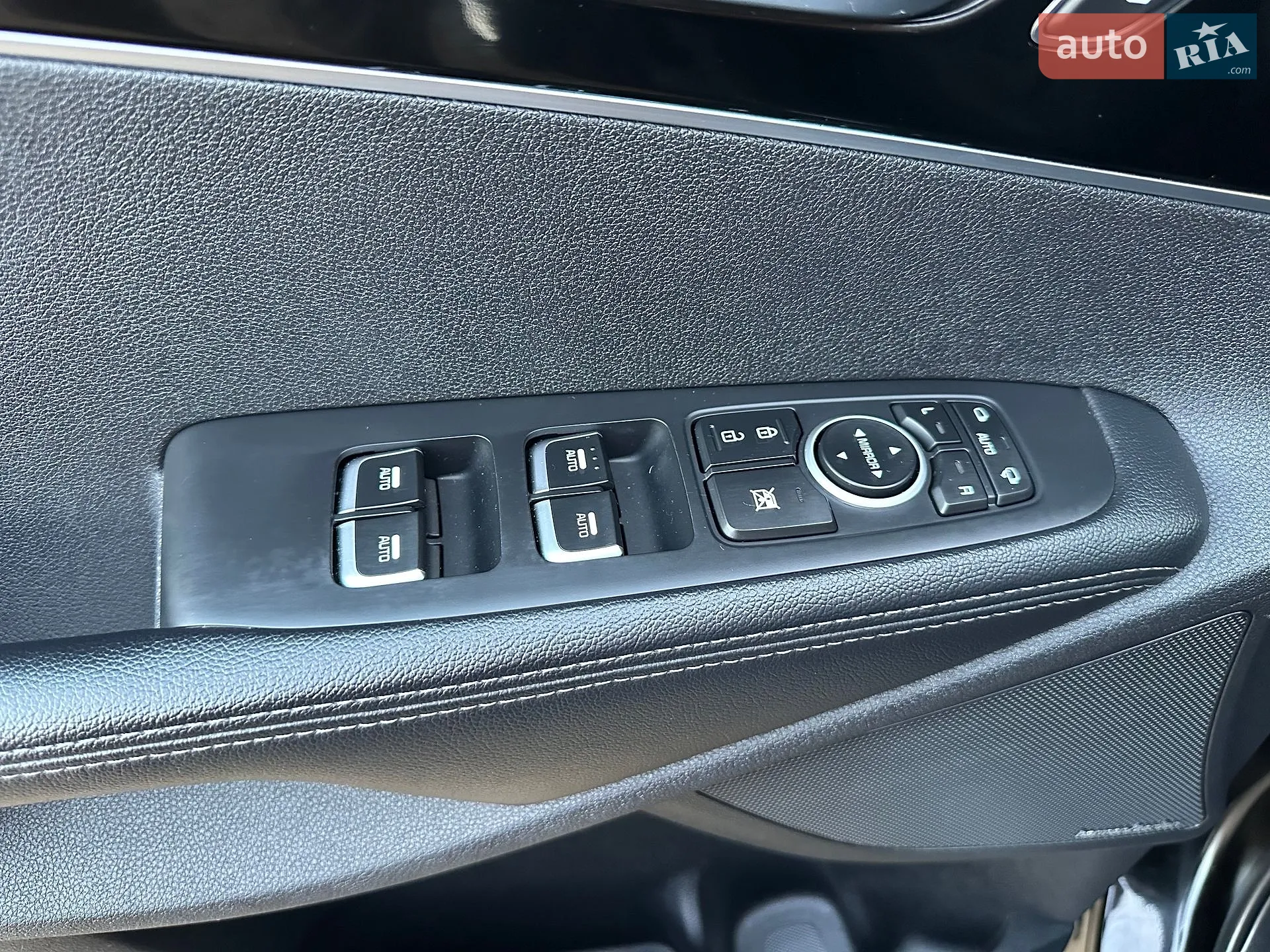 2017 Kia Sorento - мініатюра 106