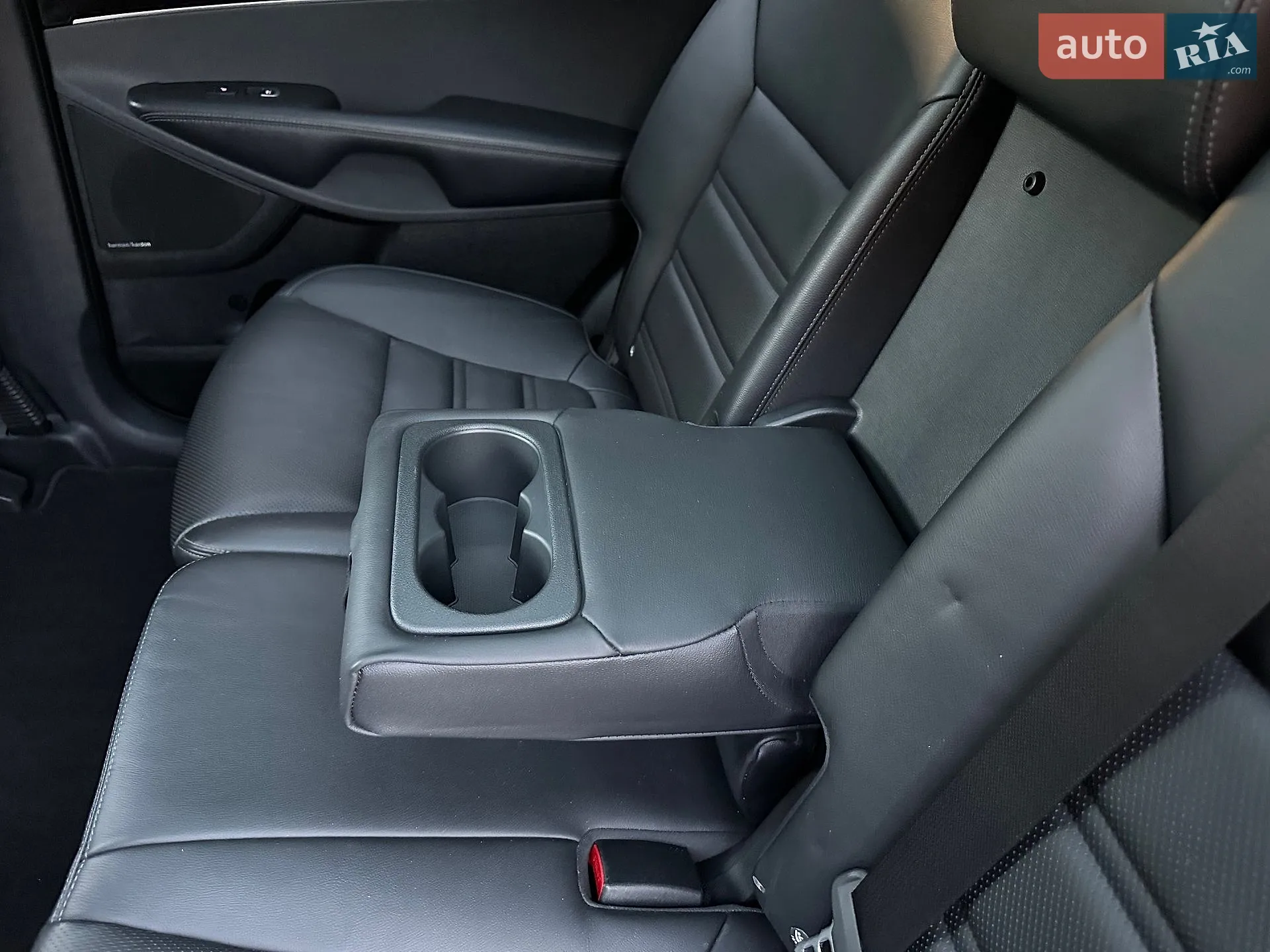 2017 Kia Sorento - мініатюра 185