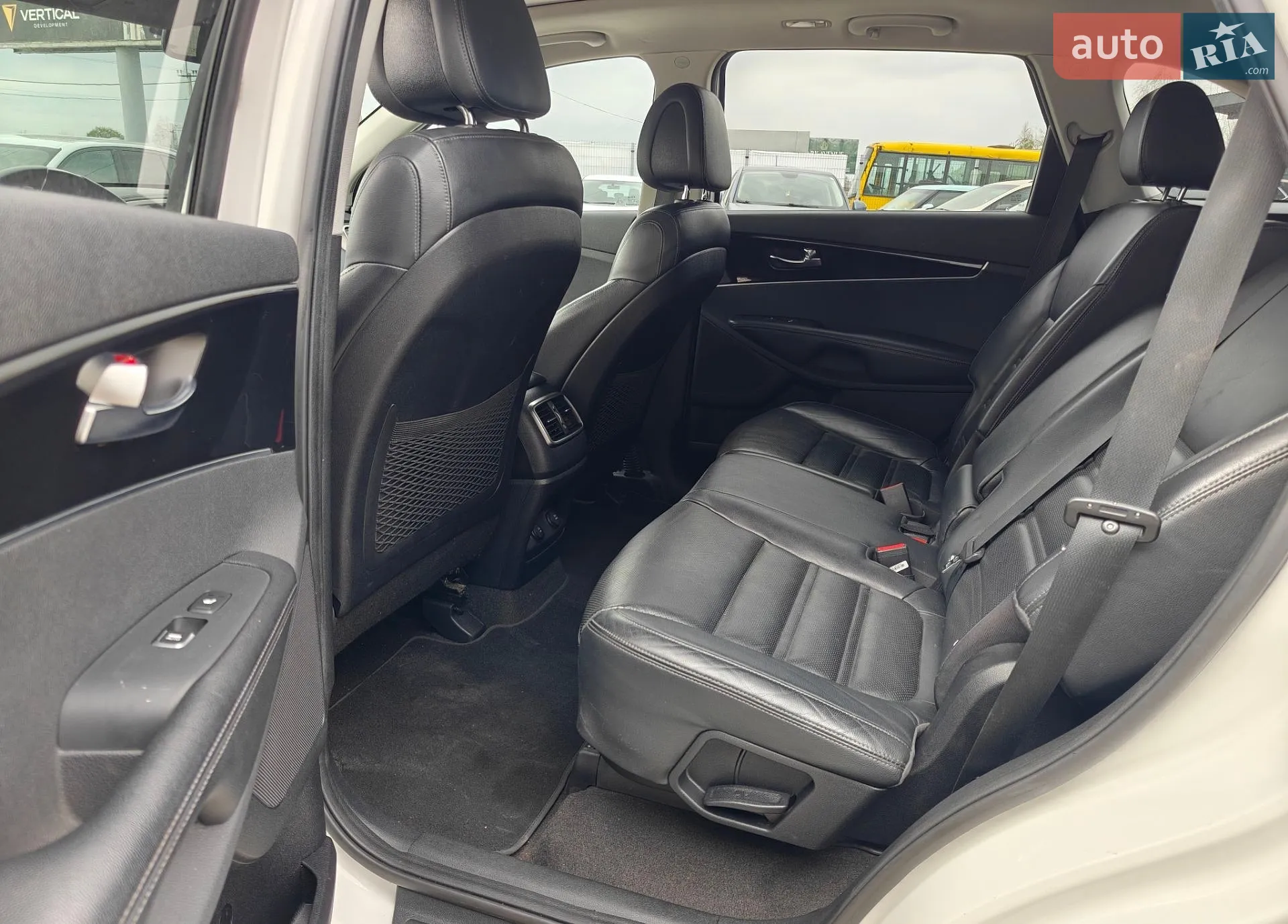 2015 Kia Sorento - мініатюра 6