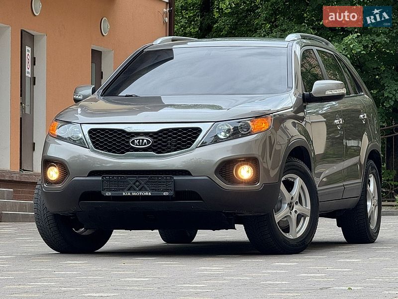 Внедорожник / Кроссовер Kia Sorento 2010 в Дрогобыче