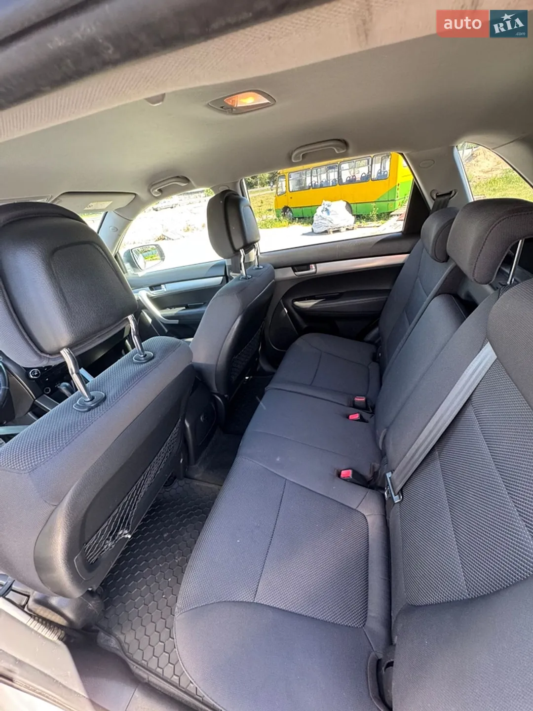 2010 Kia Sorento - мініатюра 11