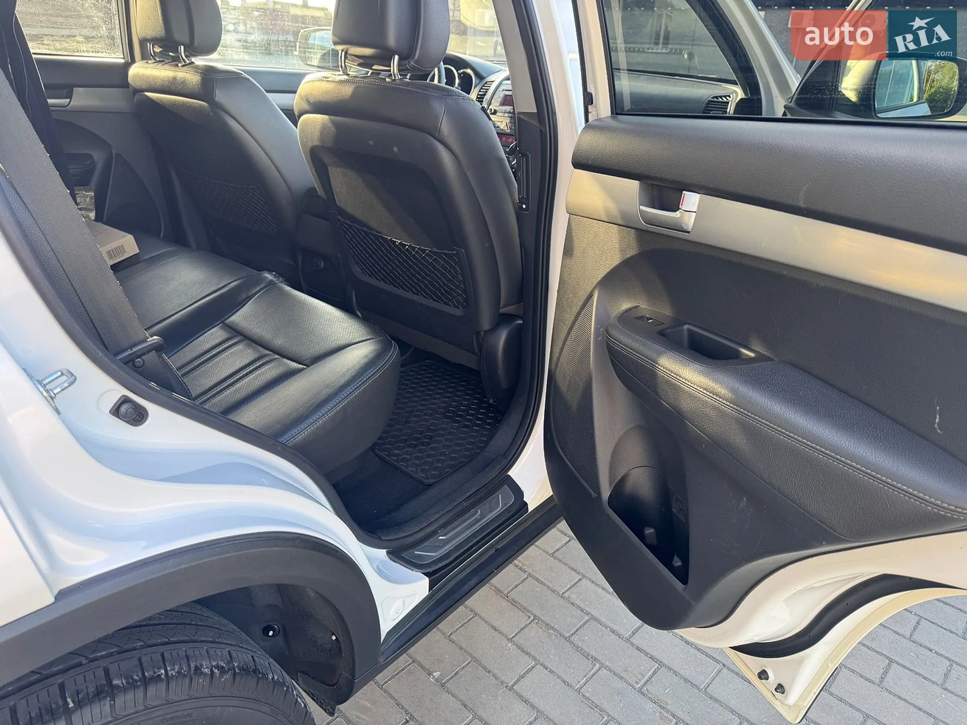 2011 Kia Sorento - мініатюра 38