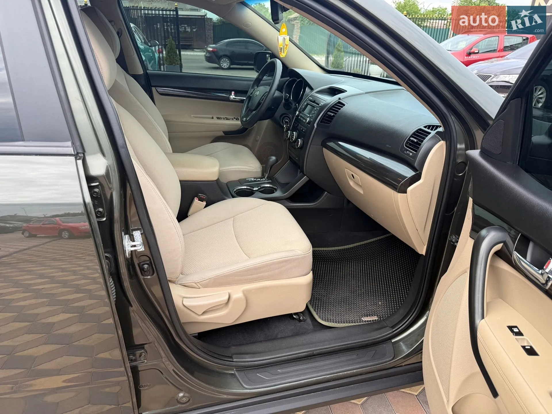 2010 Kia Sorento - мініатюра 12