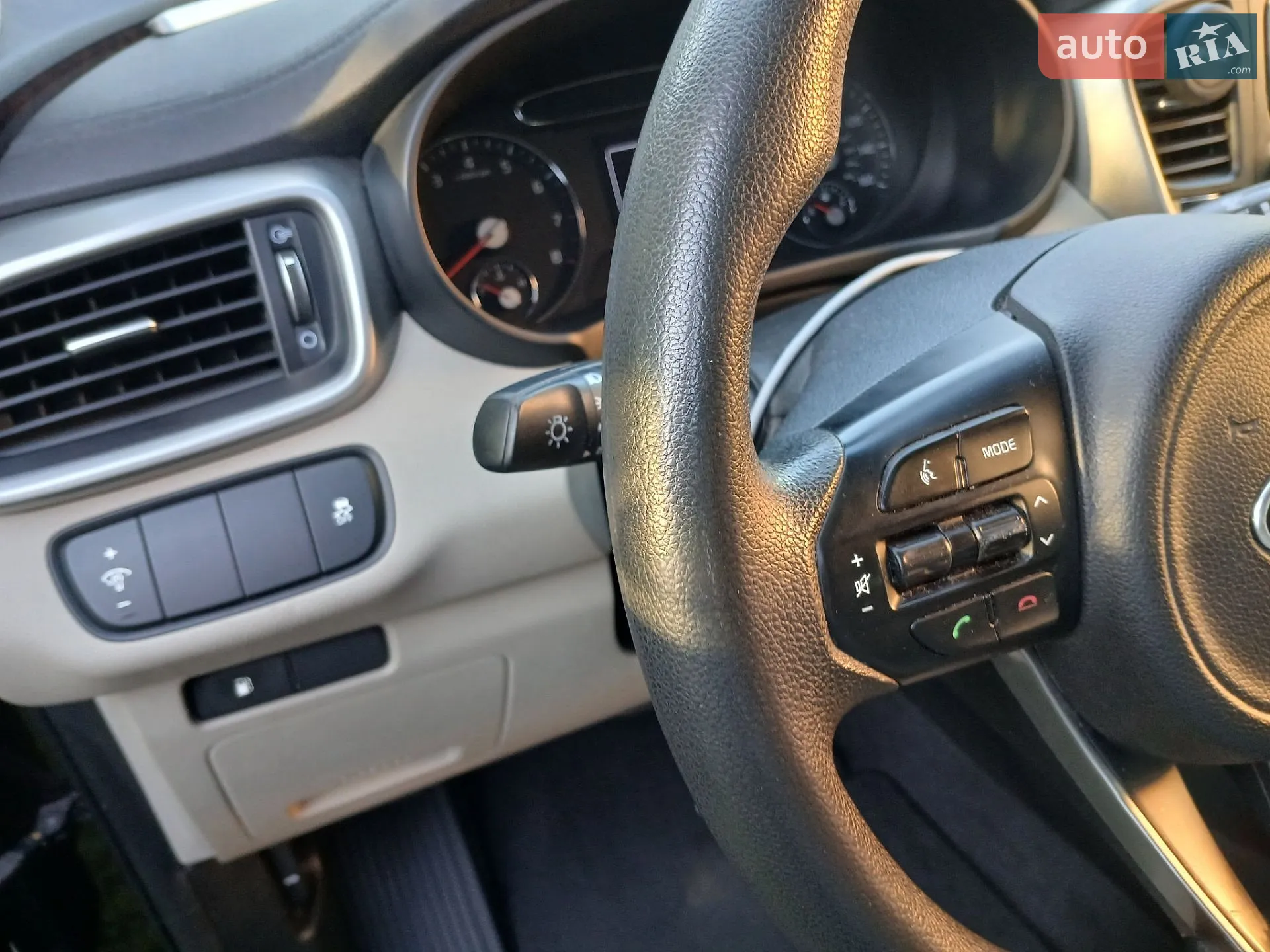 2015 Kia Sorento - мініатюра 17