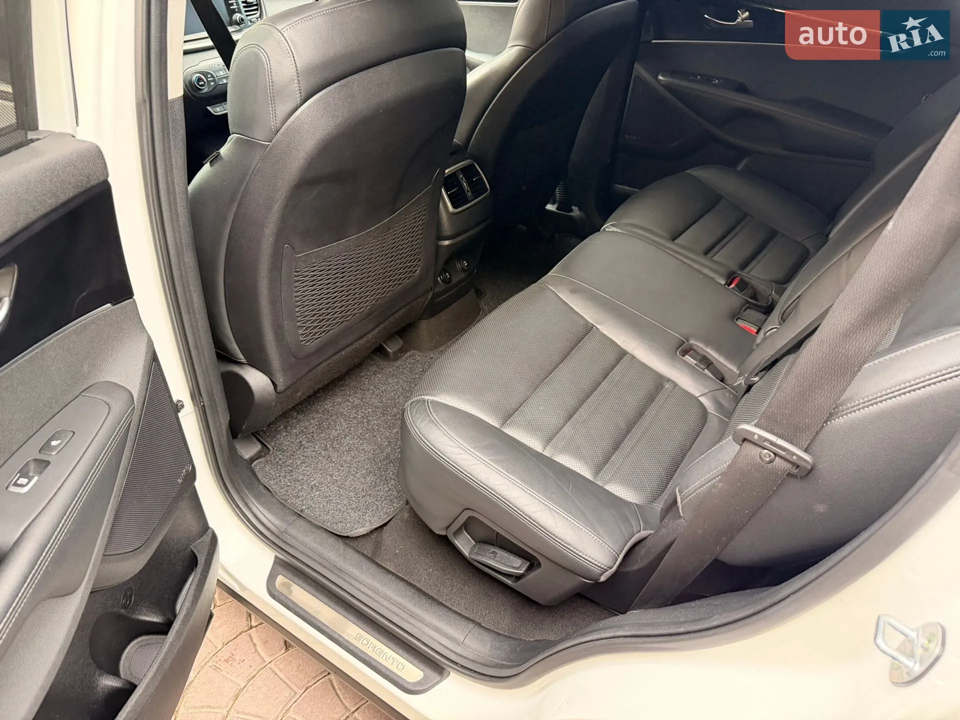 2015 Kia Sorento - мініатюра 26