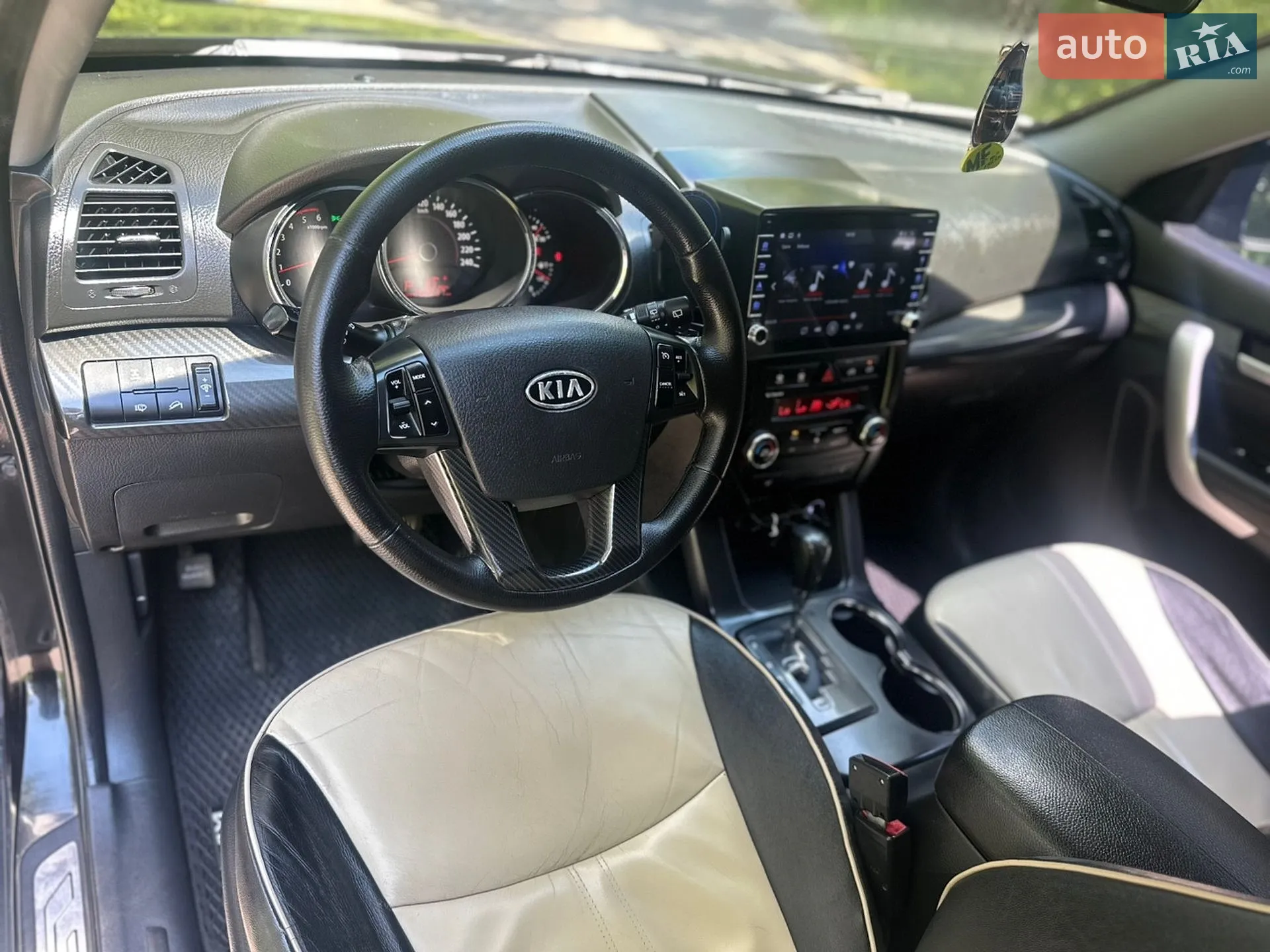 2010 Kia Sorento - мініатюра 13