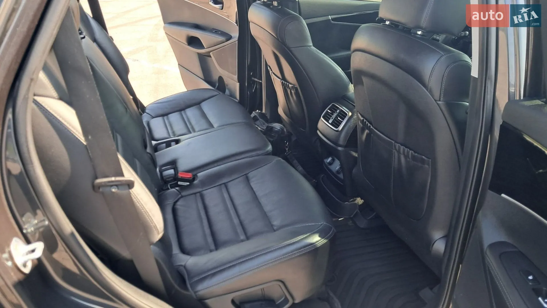 2017 Kia Sorento - мініатюра 21
