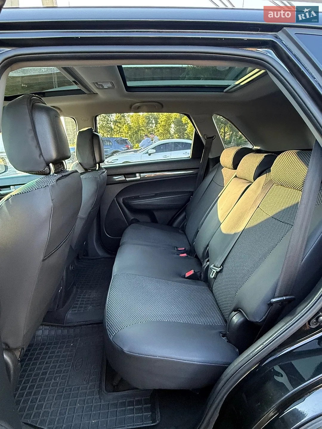 2010 Kia Sorento - мініатюра 14