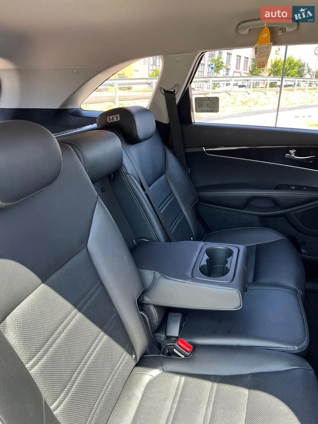 2018 Kia Sorento - мініатюра 18