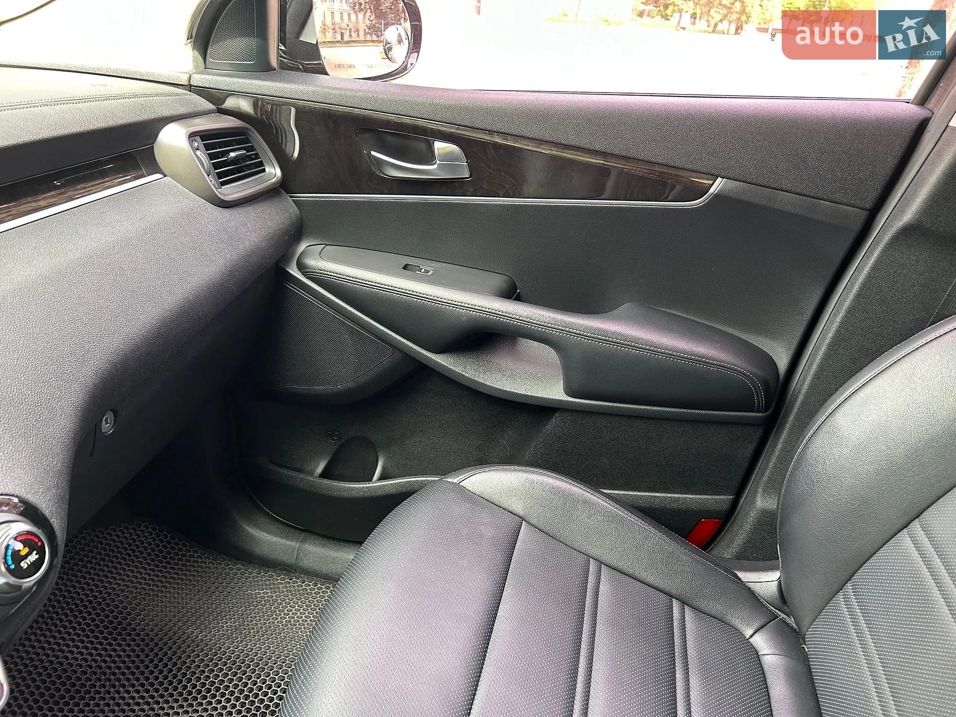 2015 Kia Sorento - мініатюра 29