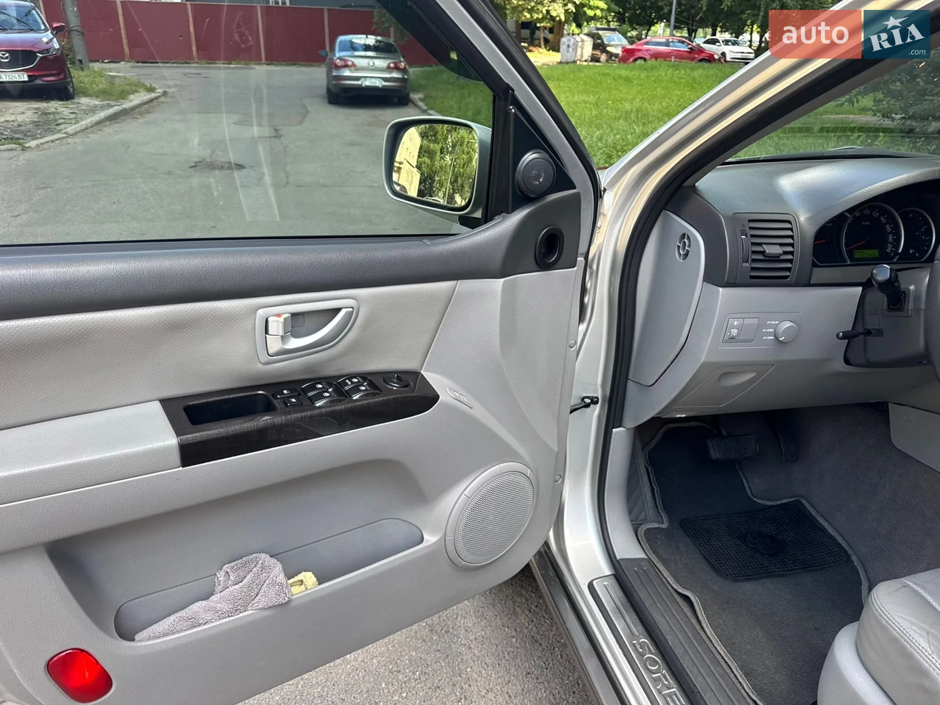 Kia Sorento 2009 VIN KNAJC524895889453 фото оголошення 13 з 15