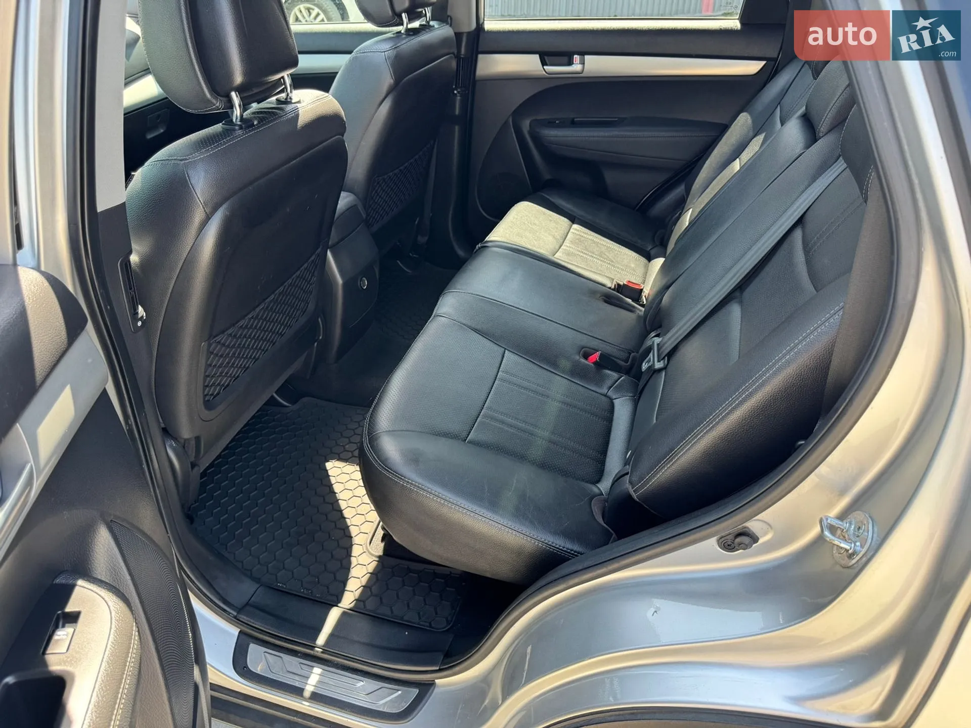 2011 Kia Sorento - мініатюра 13
