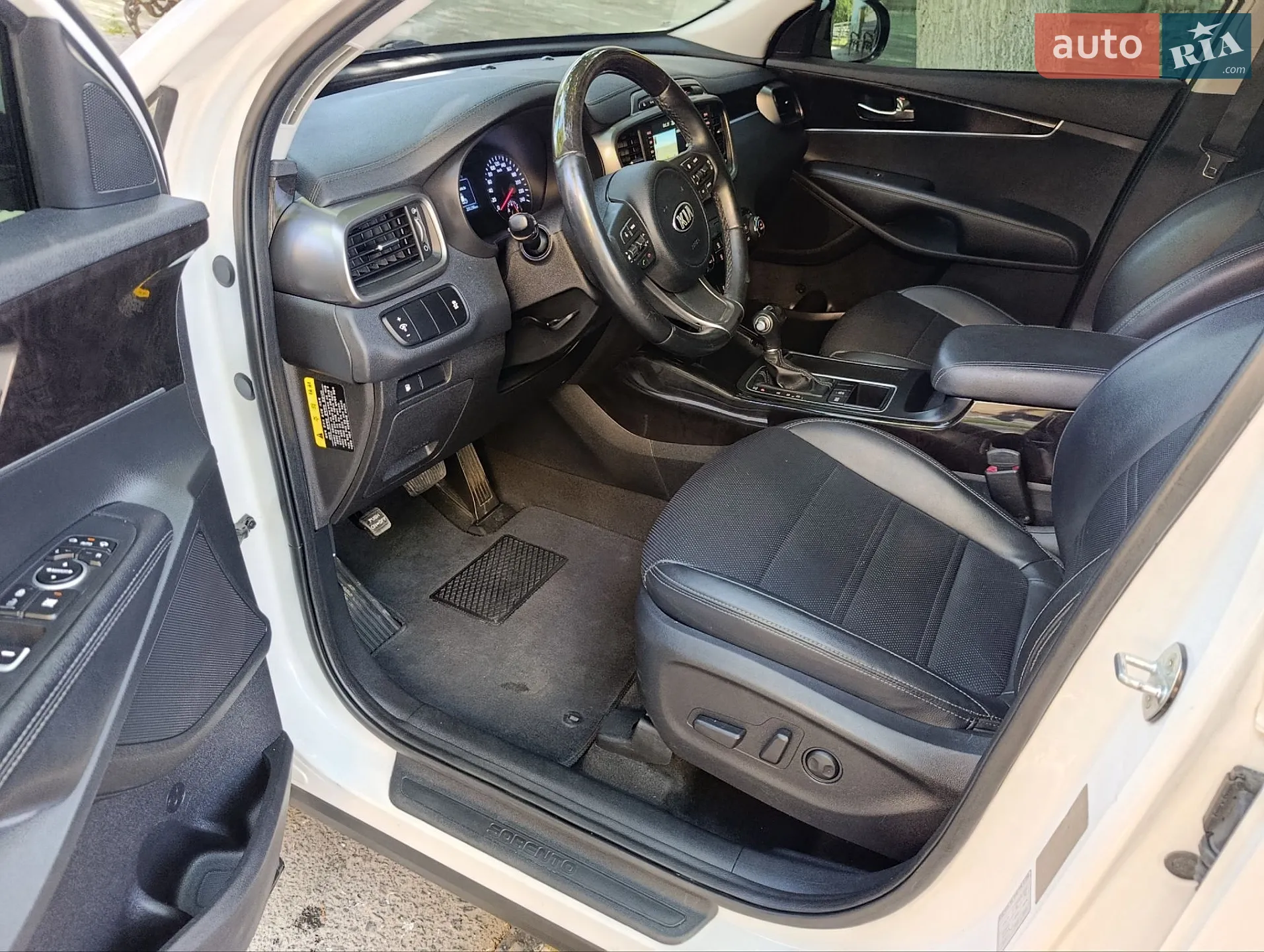 2015 Kia Sorento - мініатюра 16