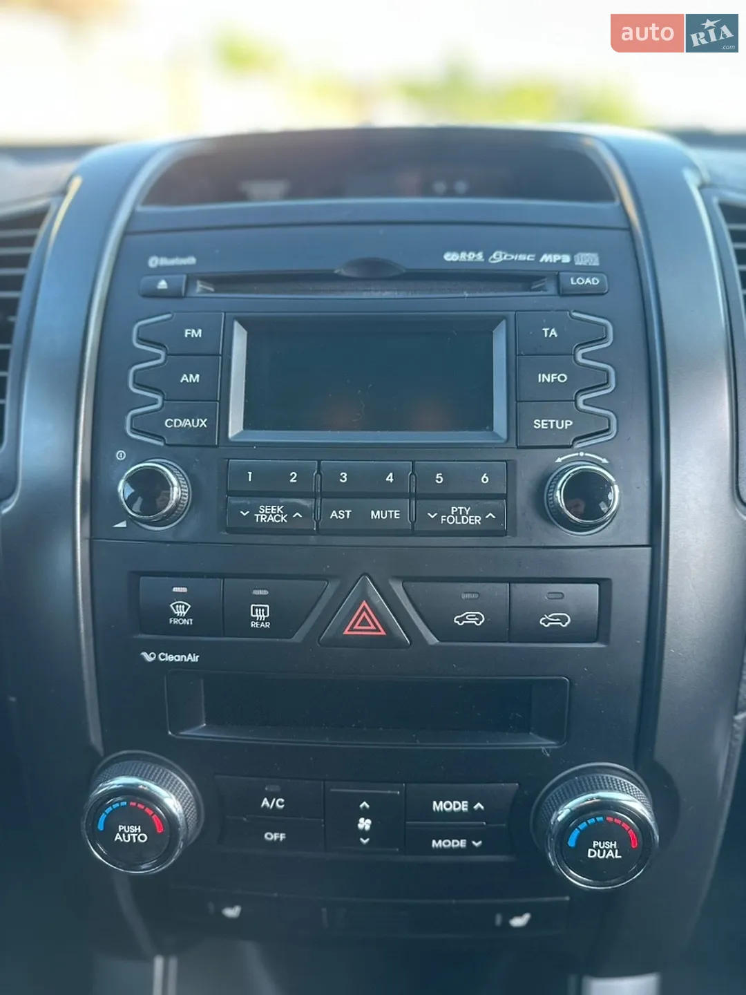 2012 Kia Sorento - мініатюра 18