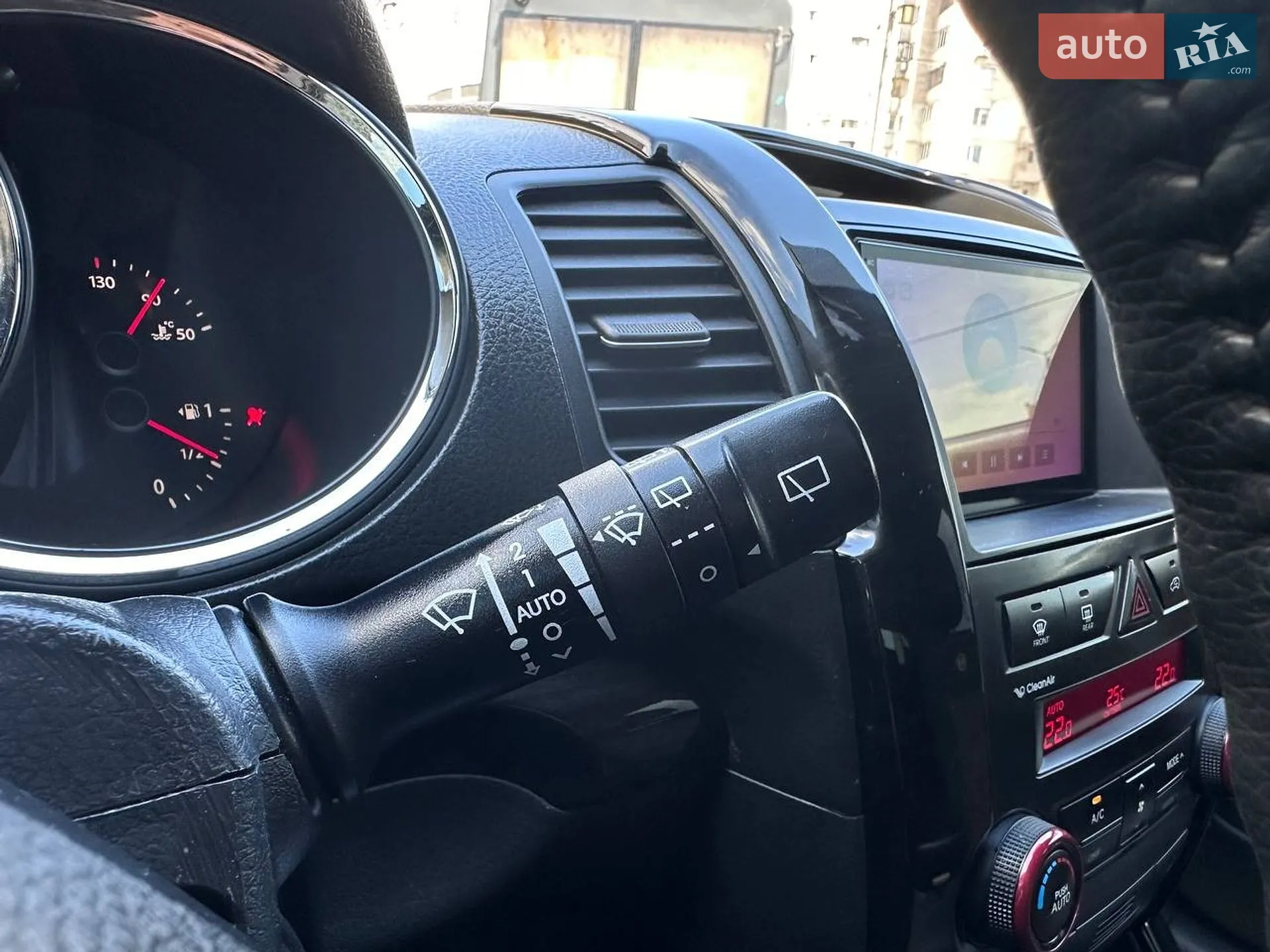 2010 Kia Sorento - мініатюра 25