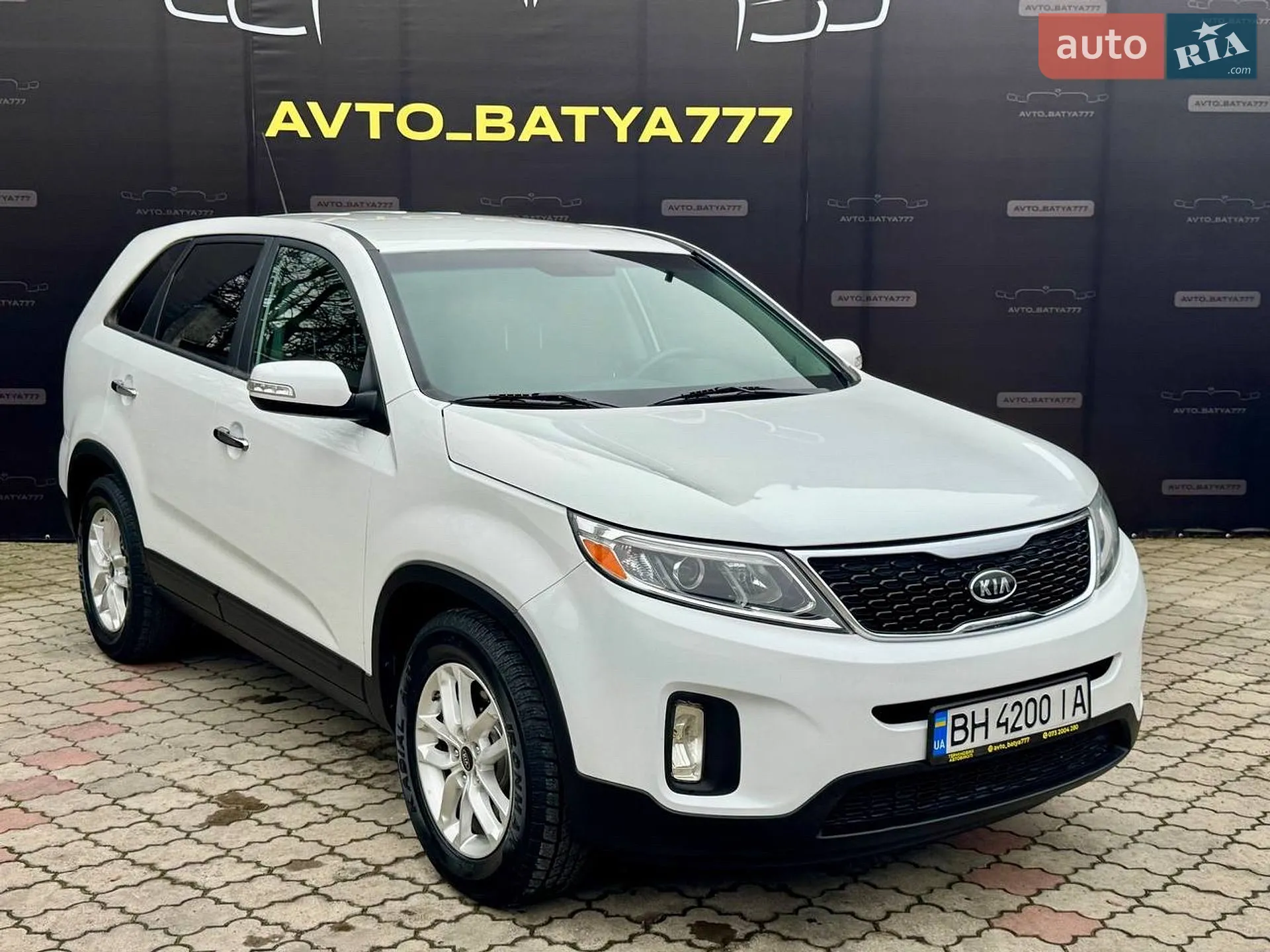 KIA Sorento 2013 VIN 5XYKT3A61EG430187 фото оголошення 2 з 11