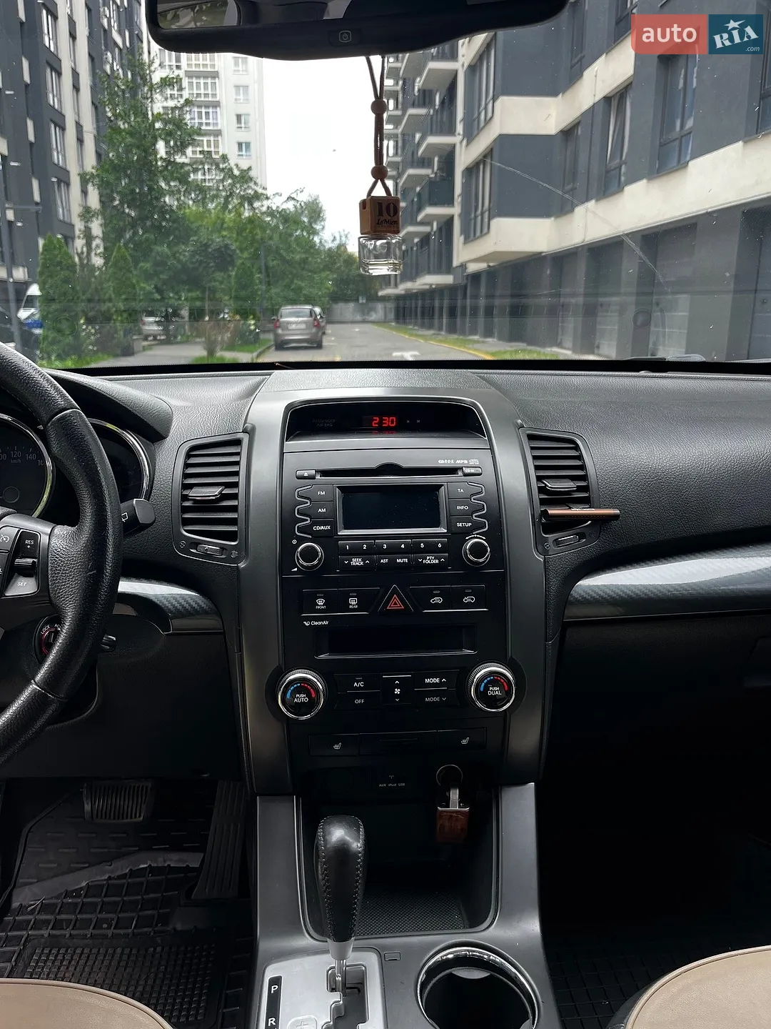 2010 Kia Sorento - мініатюра 13