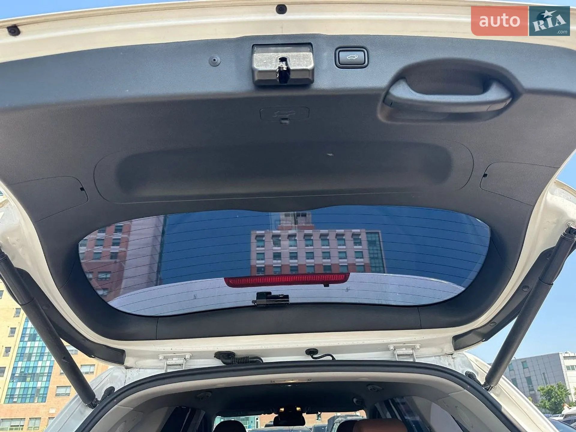 2018 Kia Sorento - мініатюра 16
